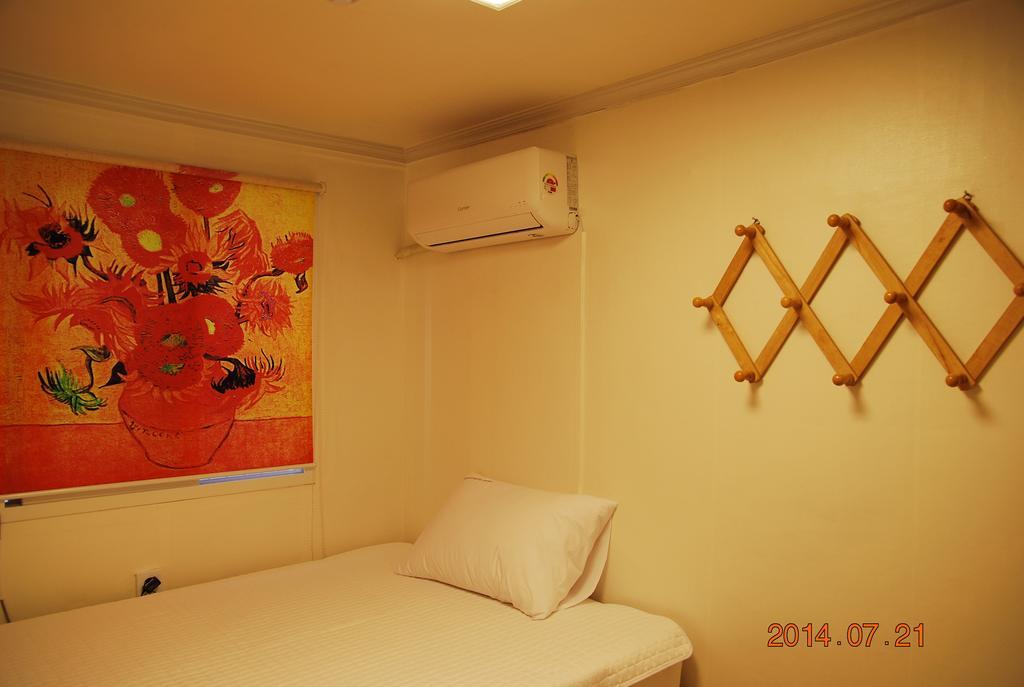 Star Hostel Myeongdong Ing โซล ภายนอก รูปภาพ