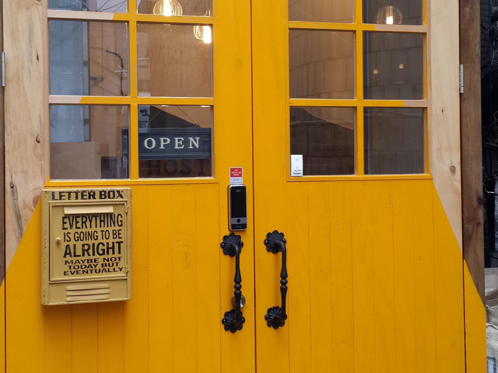 Star Hostel Myeongdong Ing โซล ภายนอก รูปภาพ